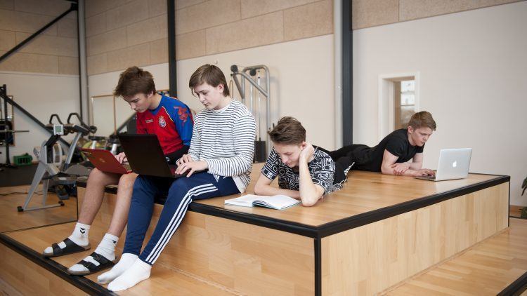 Gruppearbejde med eleverne